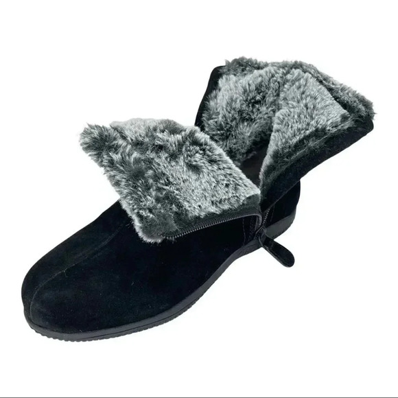 SoftWalk Helena Black Suede Leather Faux Fur Trim Womens Ankle Boots Size 7M - Picture 13 of 16